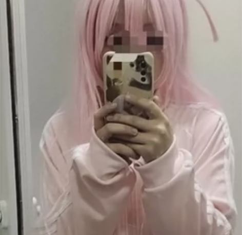 小孤独cos 动漫  后藤一里 孤独摇滚c...