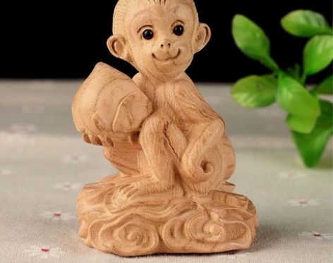 【特价清仓】纯桃木生肖猴摆件寿桃猴原木猴子...