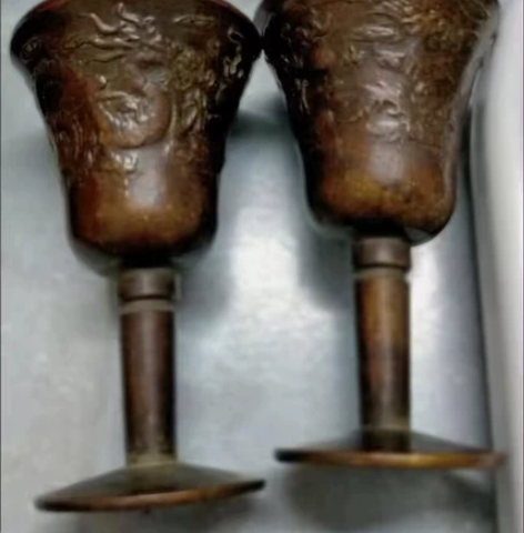 古玩龙凤纹纯黄铜杯一对老铜器摆件杂项地摊捡...