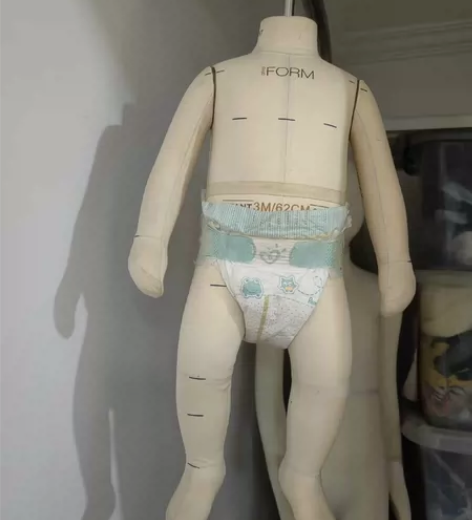 服装设计工作室关闭,转让两款从香港专业制作...