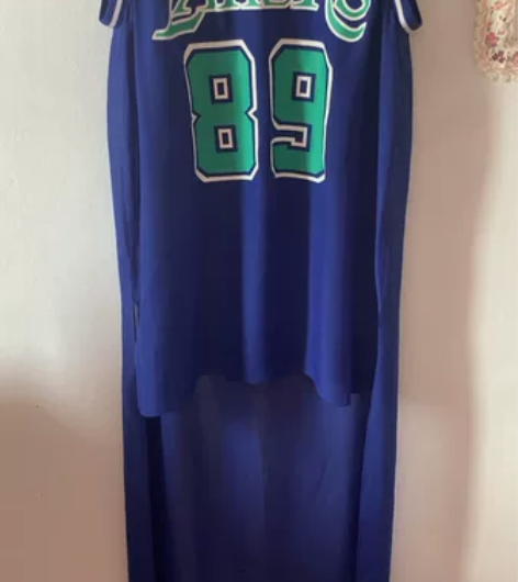 潮牌背心裙，连衣裙，长裙，前短后长，纱料的...