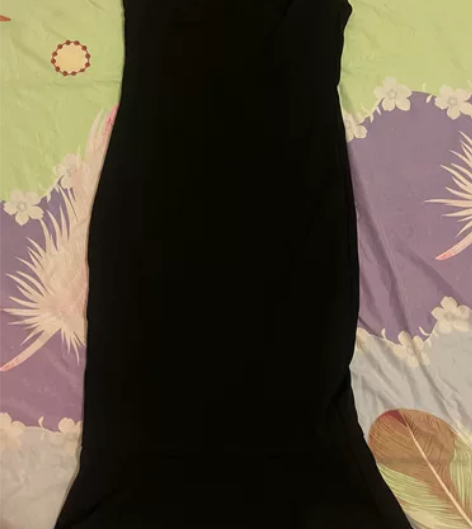 露背晚礼裙，小鱼尾款，34码160/80A...