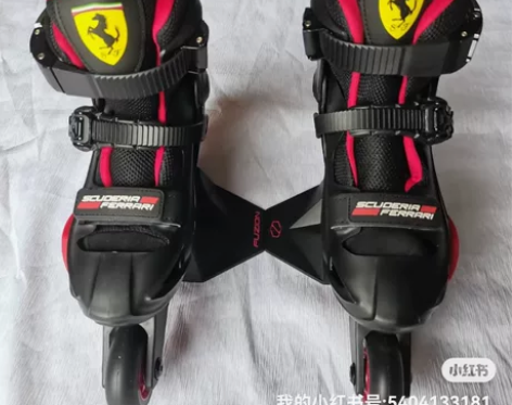 法拉利平花轮滑鞋儿童专业滑冰溜冰旱冰全套装...