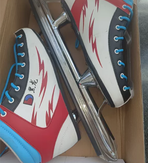 黑龙速滑冰刀鞋，几乎全新，39码 感兴趣的...