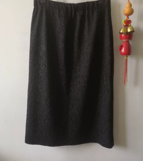 黑色休闲半身裙西服裙一步裙中裙筒裙，全新未...