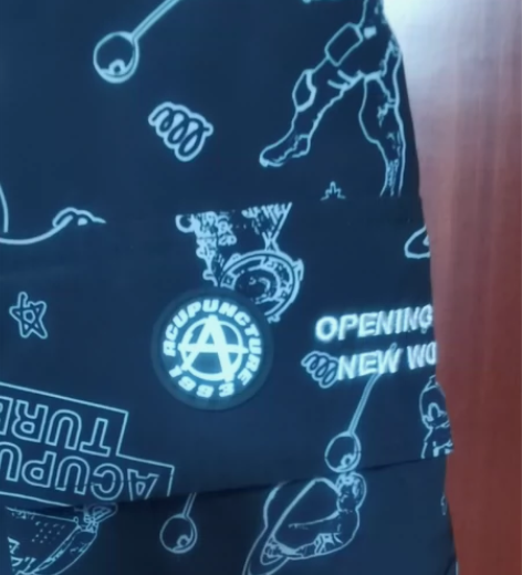 男士大码短裤，不退换，8成新，谢谢。价格为...