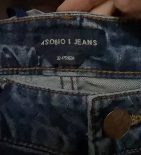 购于专柜男裤 感兴趣的话点“我想要”和我私...