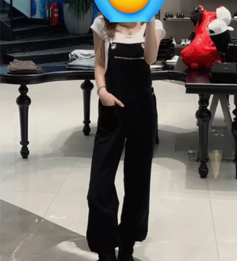 黑色背带裤，料子舒服，几乎全新，105以内...