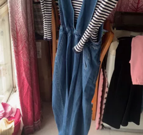 女大童 背带牛仔裤 160尺码 感兴趣的话...