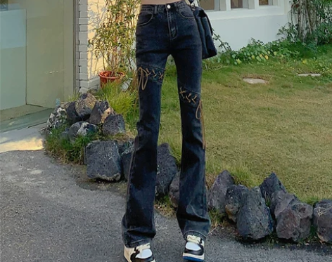 黑色微喇牛仔裤女2022新款春装高腰显瘦高...