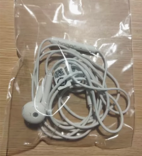 华为荣耀半入耳式耳机，库存带标耳机，轻微摩...