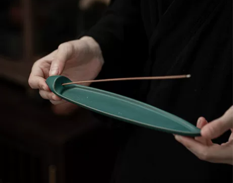 创意陶瓷扁舟香插线香炉摆件陶瓷创意茶道供奉...