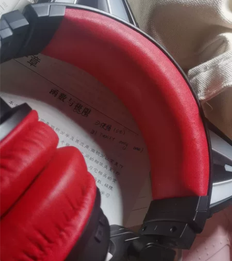 妖舞耳机，包邮 正常老化现象 横梁断裂，有...