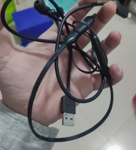 运动蓝牙耳机 感兴趣的话点“我想要”和我私...