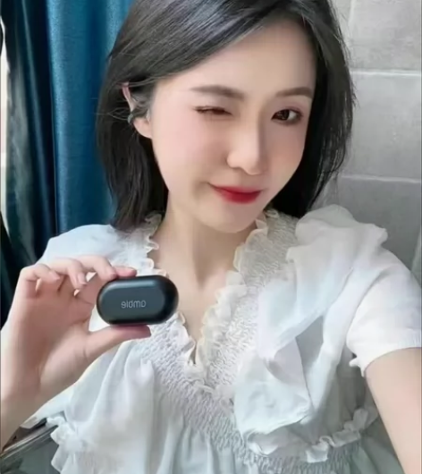 实体店不做了，处理50个全新顶配索尼amb...