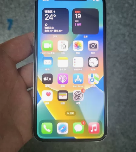 苹果x，国行64，全原，换的新电池，成色9...