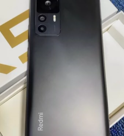 红米k50至尊版12+256黑色 保修至2...