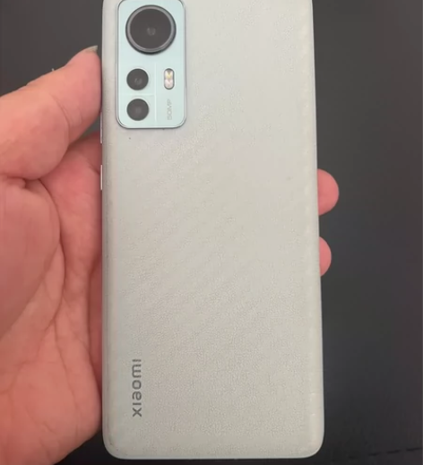 小米12。8。128原装机子。无拆修。 小...