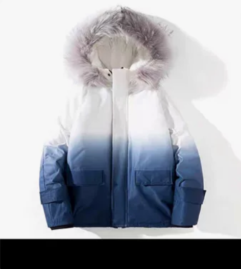 渐变男羽绒服，内里是整片真毛一体，超级暖和...