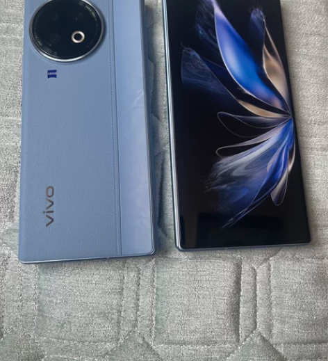 vivo Fold2  原厂模型，正品  ...