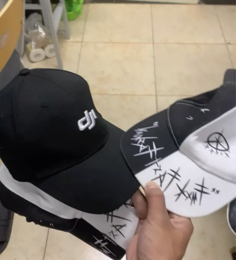 3个9成新棒球帽 感兴趣的话点“我想要”和...