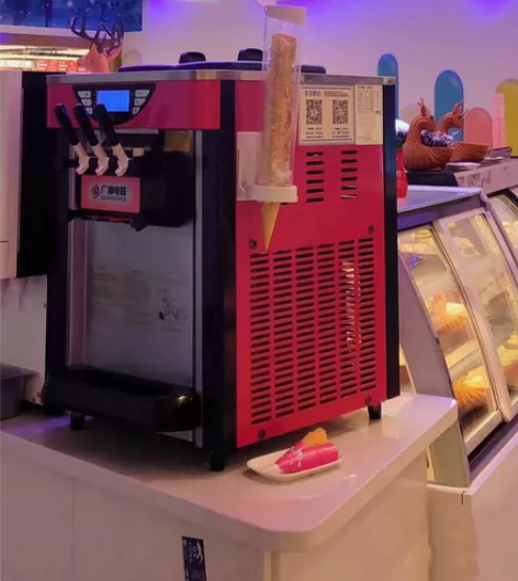冰淇淋机出租 冰激凌机出租 台式柜式都有 ...