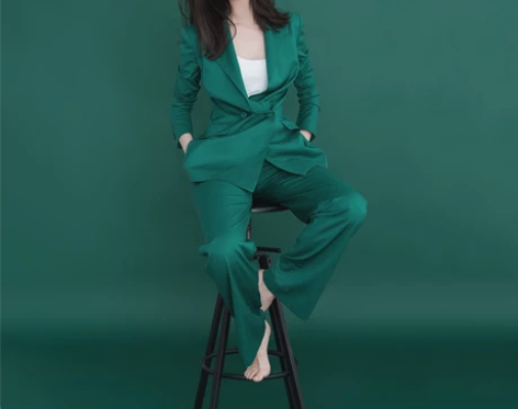 明星同款韩版职业ol修身微喇叭长裤西装套装...