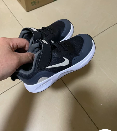 耐克童鞋 尺码25 95新