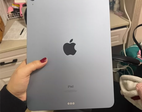 ipadair4256 95新只有一小处小...