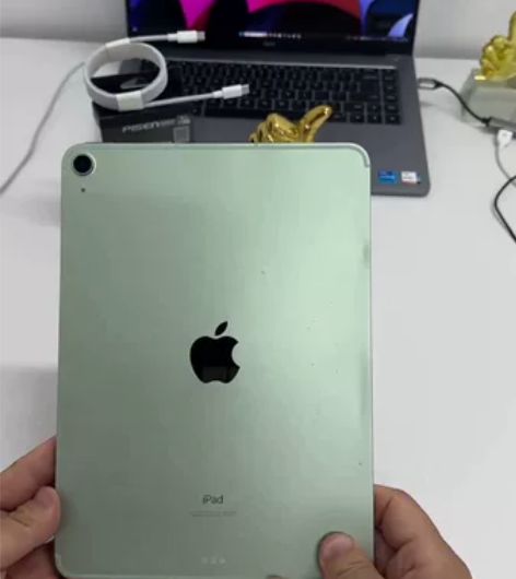 带笔出苹果平板iPadair（2020）款...