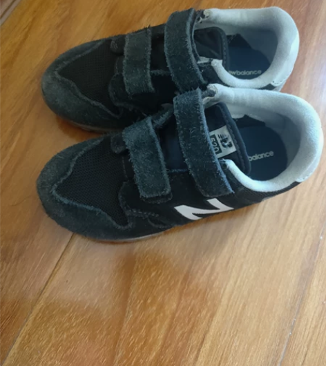 正品新百伦男童鞋 适合四岁孩子，今年七月奥...