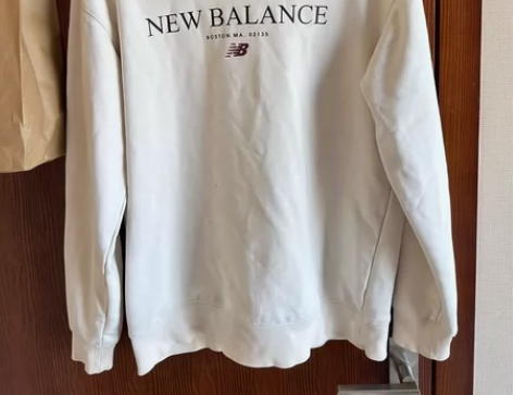 新百伦卫衣 感兴趣的话点“我想要”和我私聊...