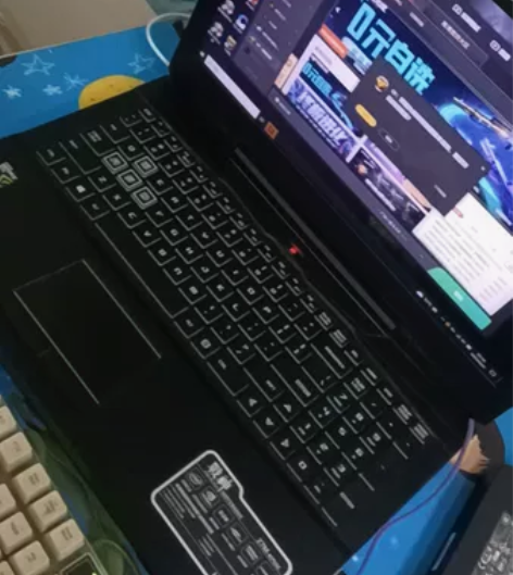 原装战神z7m  kp5gc   无划痕电...