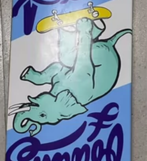 出售DBH滑板，有一点点磨损，可小刀 感兴...