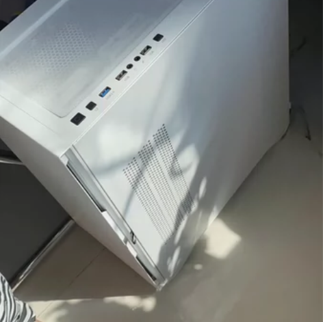 电脑机箱 感兴趣的话点“我想要”和我私聊吧...
