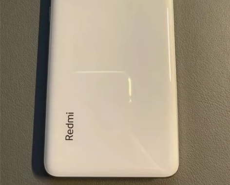 红米k60pro 在保 感兴趣的话点...
