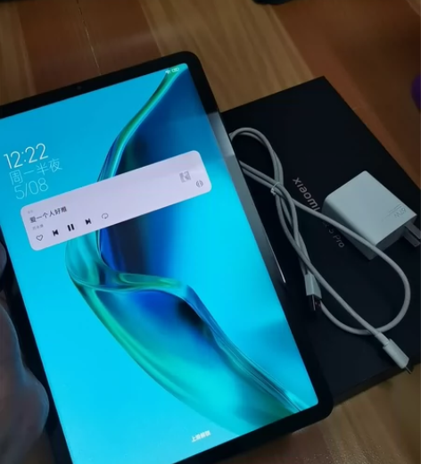 小米平板5pro 6+128G 带盒子充电...