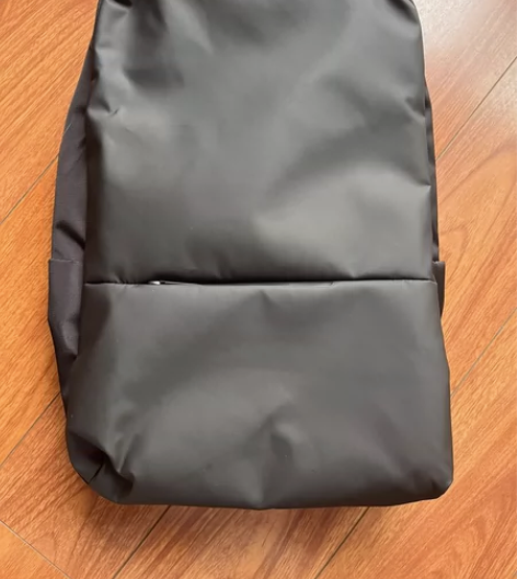 品牌型号：小米商务双肩包（绝对全新）具体尺...