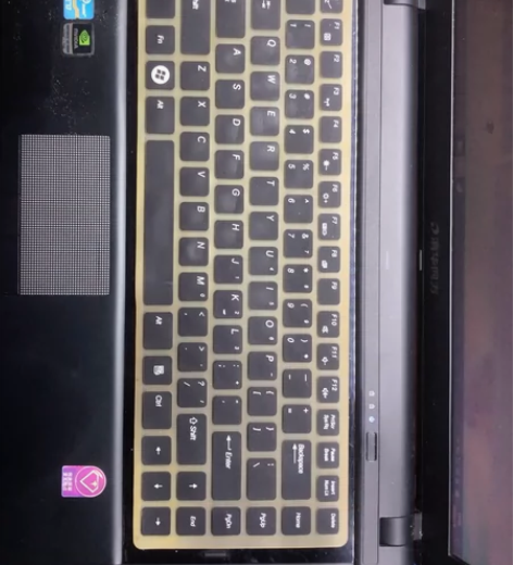 叔叔用的原装清华同方i7-2640M四核笔...