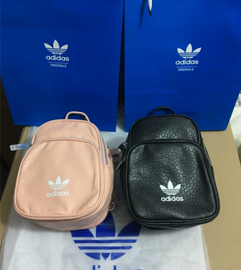 女士双肩包Adidas三叶草双肩包,实体店...