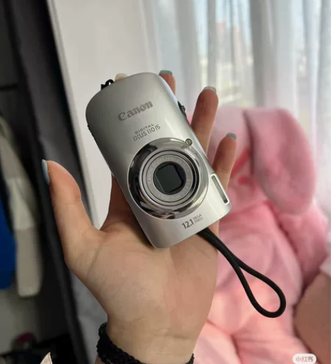 佳能ixus110 银色  橙色正面很新 ...