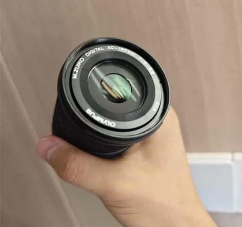 95新黑色奥林巴斯40-150镜头。 前后...