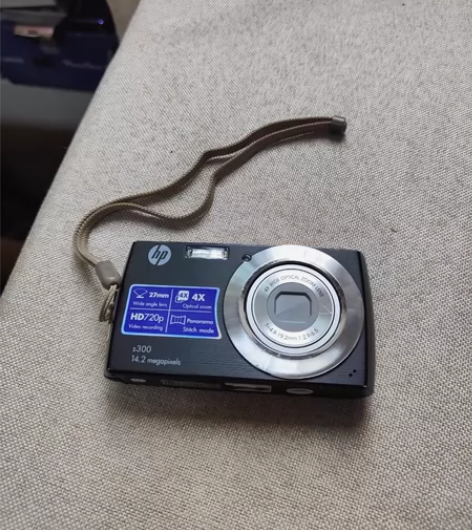 惠普s300，1420万像素，4倍变焦， ...