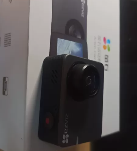 萤石S2运动相机，送支架，送内存卡，送外壳...