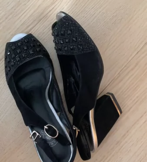 骆驼凉鞋 9成新，买了没咋穿，便宜处理了?...