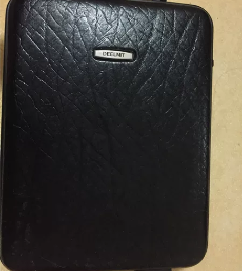 外观很sa 质感没得说 当文件箱，保险箱，...