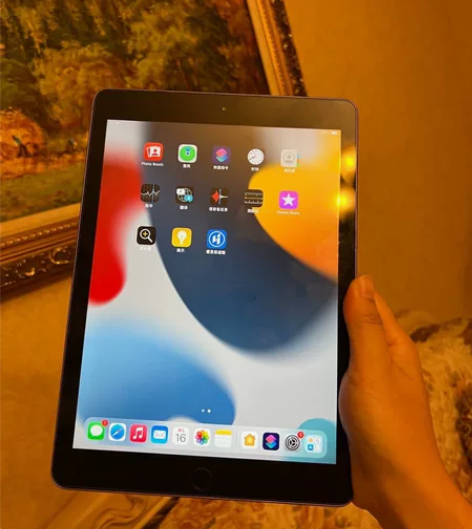 画室不开了 出几台学生自用iPad2018...