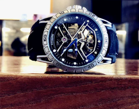 【春节不打烊】2023新款概念全自动机械手...