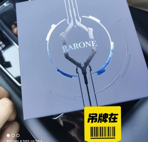 朋友给送的雷诺手表  原价1000多   ...