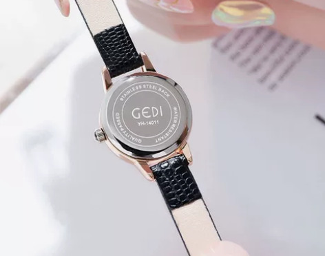 歌迪轻薄小巧女士复古气质石英手表学生新款简...
